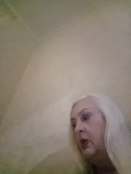 Julia20X online show from 06.04.26