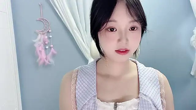 Snapshot of Xiaoqing00 chatting on 06.18.26 Xiaoqing00 online show from 06.18.26