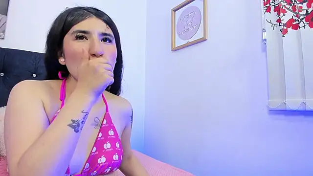 Fourbidden Desires online show from 04.16.26