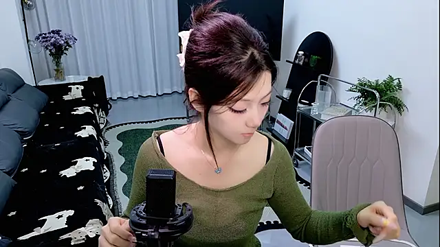 pooh-003 online show from 04.17.26