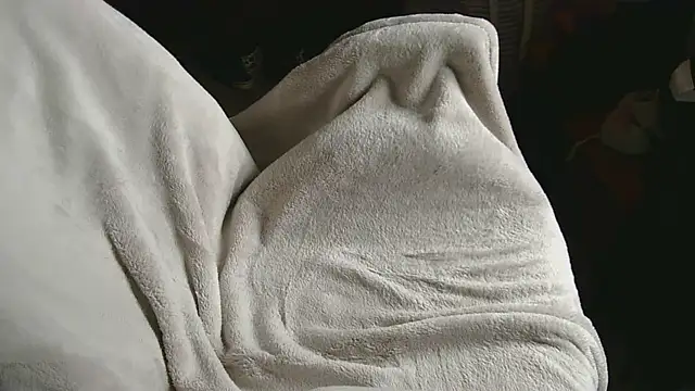 High on Skittles online show from 04.16.26