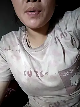 Snapshot of giahan1 chatting on 04.13.26 giahan1 online show from 04.13.26