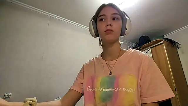 HebrewRiding online show from 04.10.26