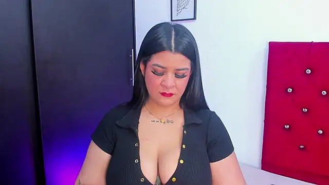 Katty West online show from 04.15.26