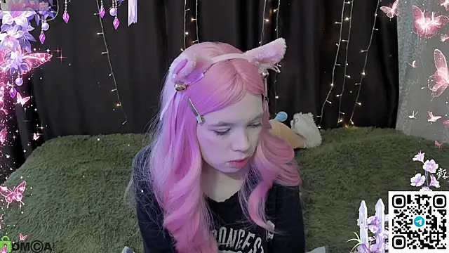 MisaRisaChan online show from 04.17.26