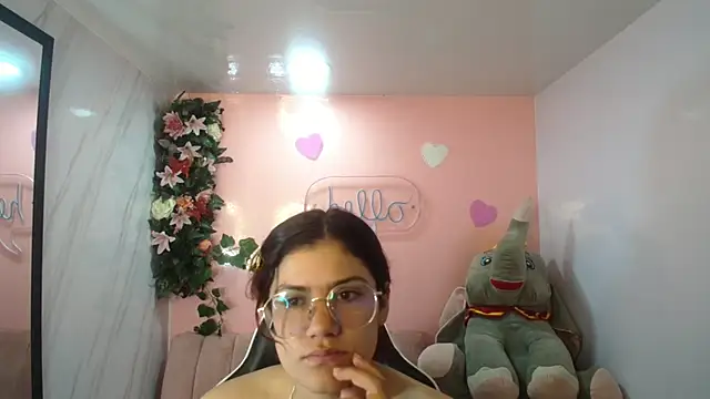 Scarlett jhonson ch online show from 04.15.26