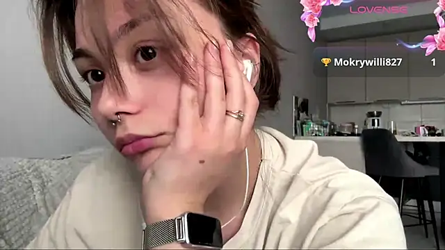 Thyeiysyla online show from 04.11.26