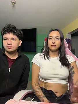 Snapshot of hotlatinocouple__ chatting on 06.23.26 hotlatinocouple online show from 06.23.26