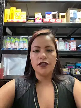 MIA ROSSEEE online show from 04.25.26