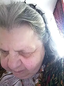 Snapshot of MartaMia68 chatting on 06.25.26 MartaMia68 online show from 06.25.26