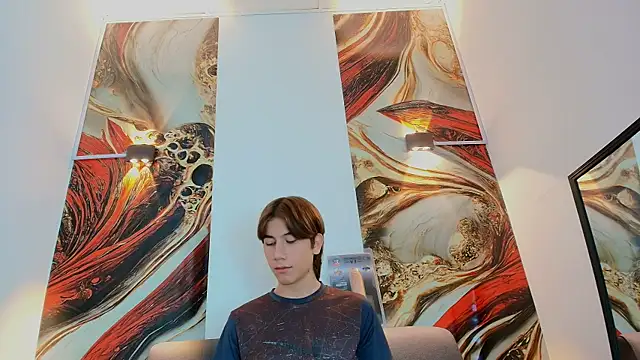 RAPHAEL NYON1 online show from 06.03.26