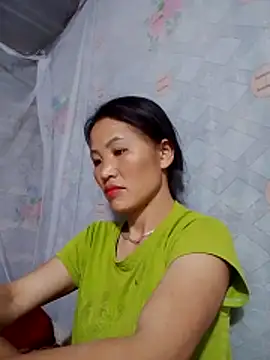 Snapshot of _Lyly_pussy_ chatting on 04.14.26 Lyly pussy online show from 04.14.26