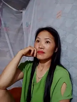 Snapshot of _Lyly_pussy_ chatting on 04.15.26 Lyly pussy online show from 04.15.26