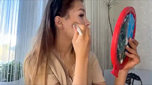 JoliPlatinums online show from 04.17.26