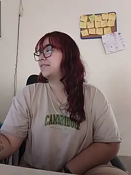 Snapshot of AliceScoot_ chatting on 06.22.26 AliceScoot online show from 06.22.26