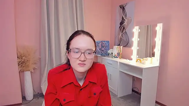 ErmaCurlis online show from 04.13.26