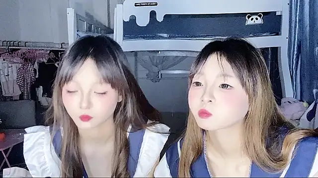 Snapshot of xiaoqiao-daqiao chatting on 04.12.26 xiaoqiao-daqiao online show from 04.12.26