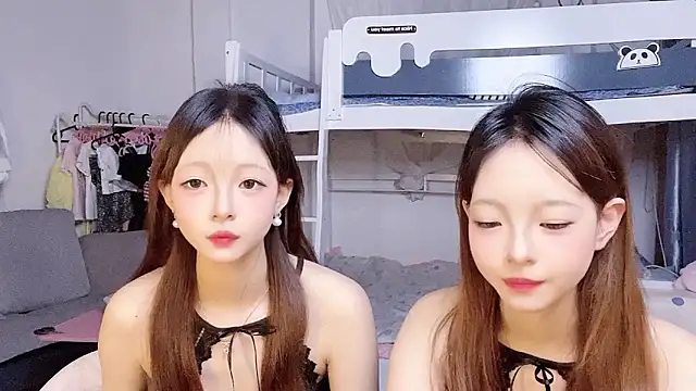 Snapshot of xiaoqiao-daqiao chatting on 04.14.26 xiaoqiao-daqiao online show from 04.14.26