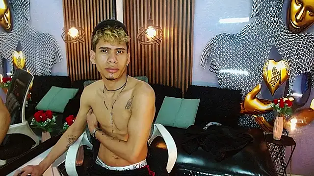 Skinny cute Alyer online show from 06.17.26