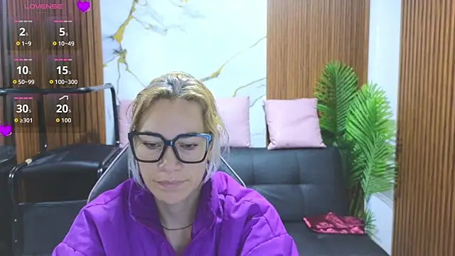 alonddra tay online show from 07.17.26
