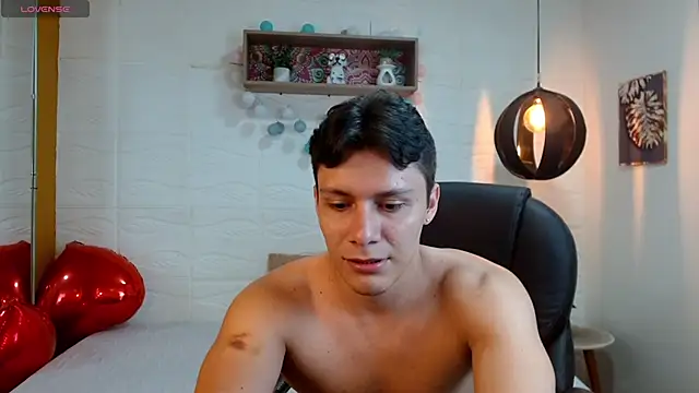 Zayn clausen online show from 04.14.26