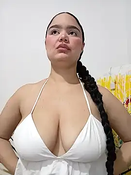 TrixieRosse online show from 04.17.26