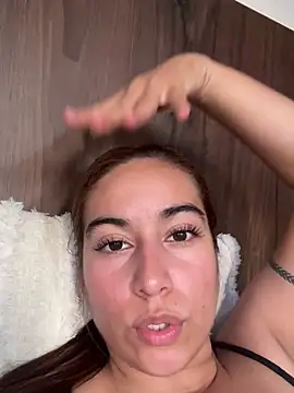 Aitana Lux online show from 04.16.26