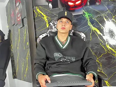 Snapshot of eithan_boy_ chatting on 04.20.26 eithan boy online show from 04.20.26