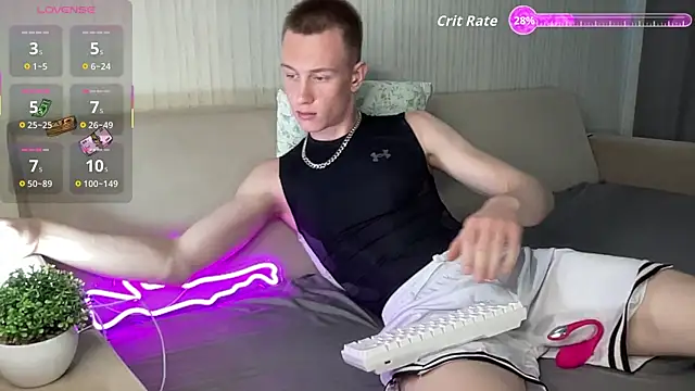 Travis Gracile online show from 07.10.26