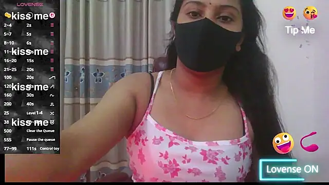 Snapshot of zareen_approach chatting on 07.07.26 zareen approach online show from 07.07.26