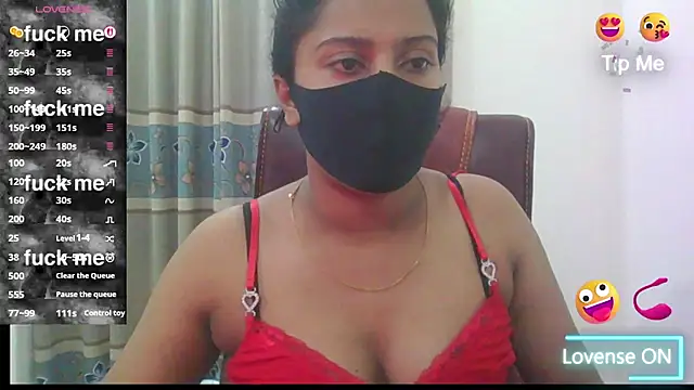 Snapshot of zareen_approach chatting on 07.13.26 zareen approach online show from 07.13.26