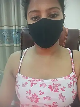 Snapshot of zareen_approach chatting on 07.19.26 zareen approach online show from 07.19.26