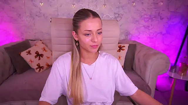 DoveLovee online show from 05.11.26