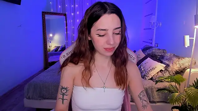 CharliGrace  online show from 04.15.26