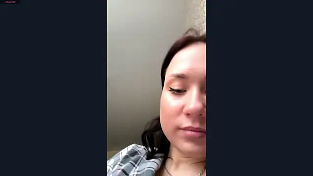 DinahZapalac online show from 04.15.26