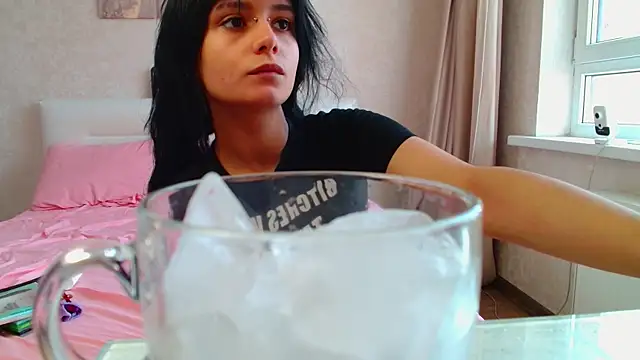 The Slutty Fox online show from 06.23.26
