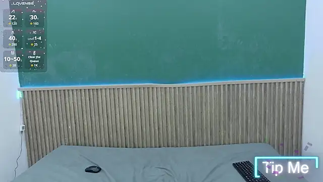 isabellakath online show from 04.14.26