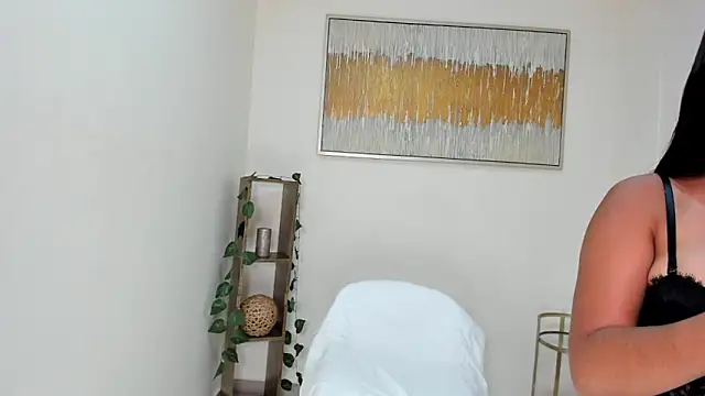 Mindy Claker online show from 04.14.26