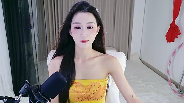 Dancing-CoCo-Pro online show from 04.18.26