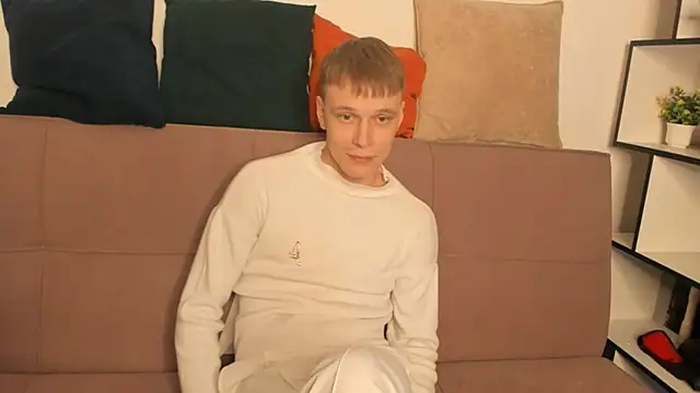 TwinkWhite online show from 04.13.26