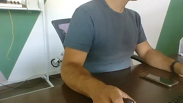 Snapshot of brunosso85ita chatting on 07.30.26 brunosso85ita online show from 07.30.26