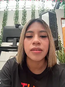 Snapshot of Kimmiebellarie chatting on 06.28.26 Kimmiebellarie online show from 06.28.26