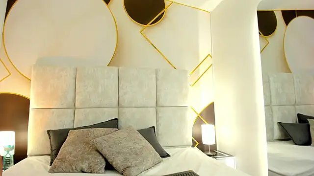 Liney09  online show from 04.14.26