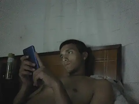Me1L4Zqu1 online show from 06.26.26