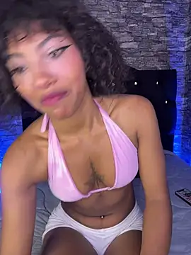 Morena-fire online show from 04.17.26