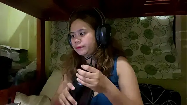 ElodiaSebourn online show from 04.16.26