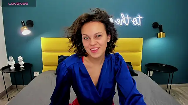 Kira Steel online show from 04.14.26