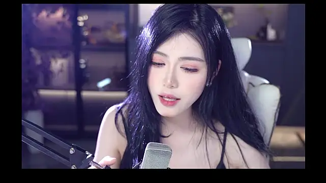 Seraphinei online show from 05.11.26