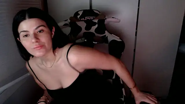 Snapshot of cassiealvarez chatting on 05.01.26 cassiealvarez online show from 05.01.26