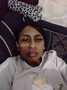 MELIZ QUEEN online show from 06.17.26